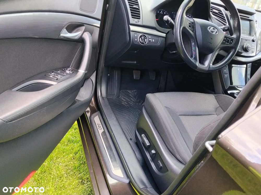 Hyundai i40 Kombi 1.6 Trend - 13