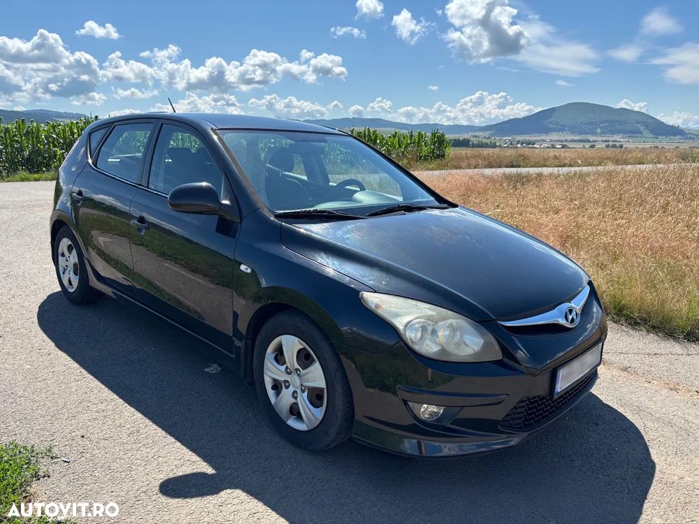 Hyundai i30 1.4 DOHC GL Classic - 1
