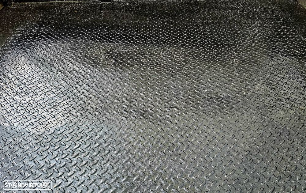 Toyota Hilux 2.4 D-4D 4WD CD CM - 8