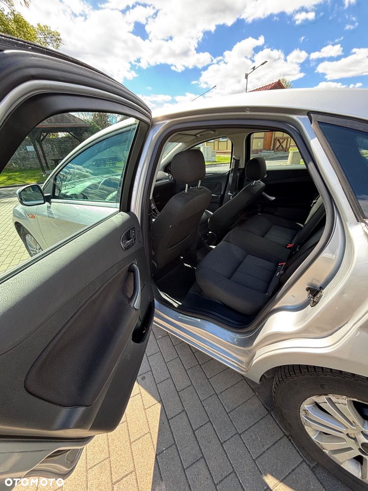 Ford Mondeo 2.3 Titanium - 20