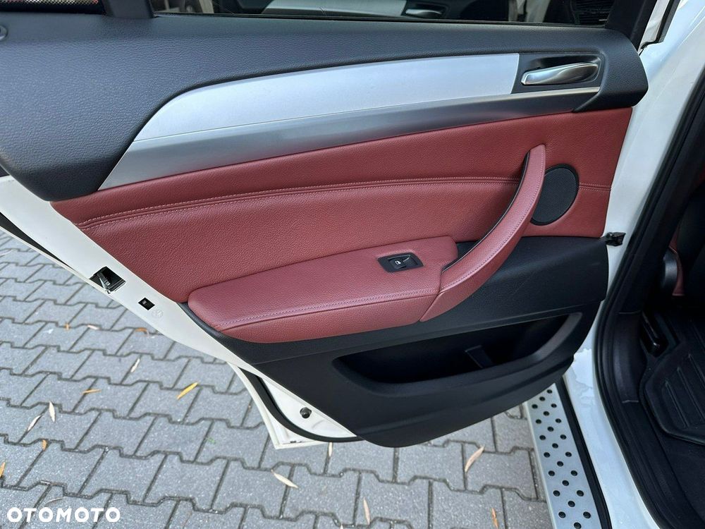 BMW X6 - 12