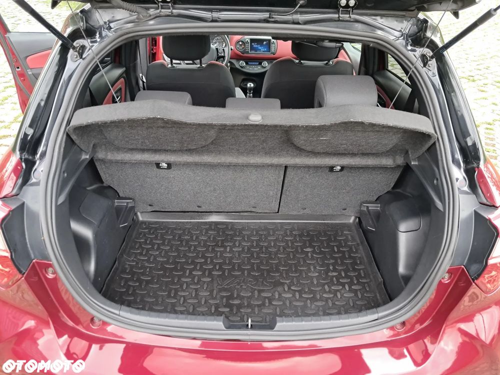 Toyota Yaris 1.5 Selection - 12