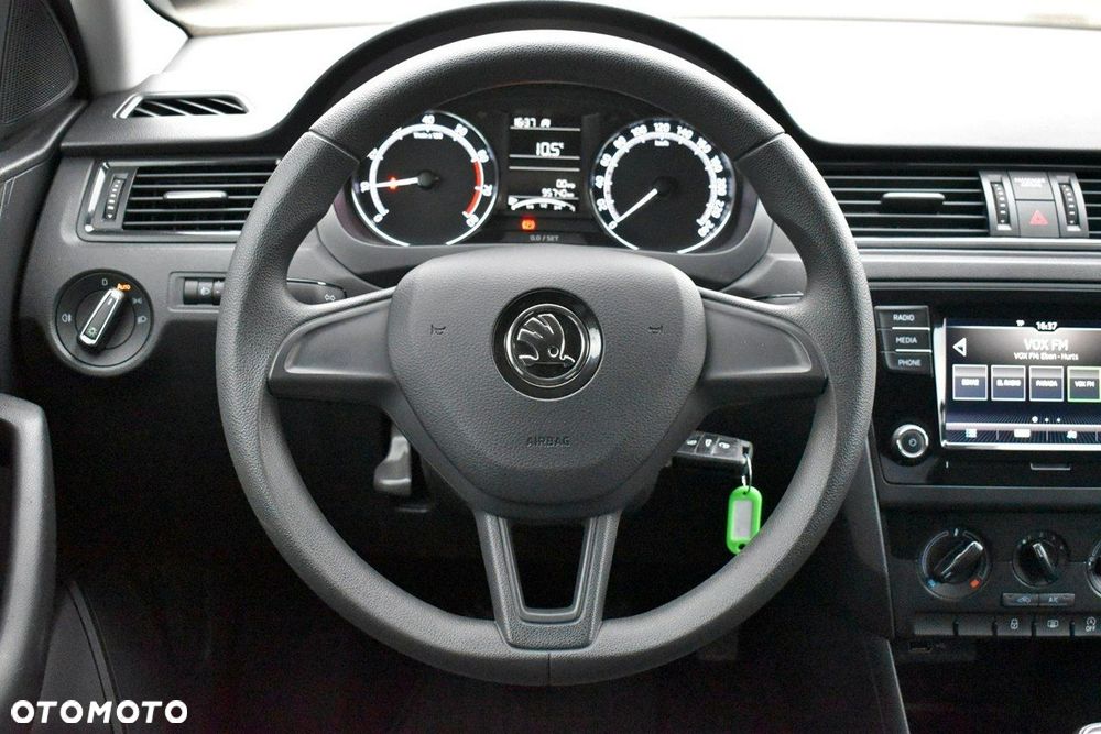 Skoda RAPID 1.0 TSI Active - 15