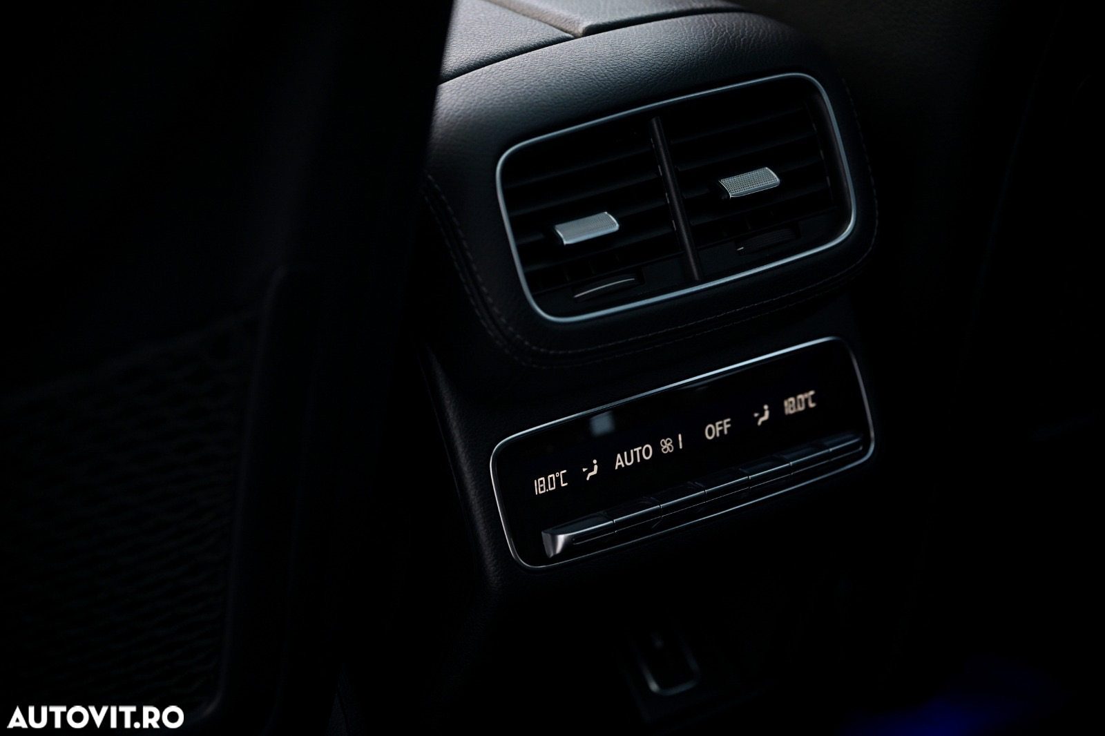 Mercedes-Benz GLE 450 4Matic 9G-TRONIC AMG Line - 25