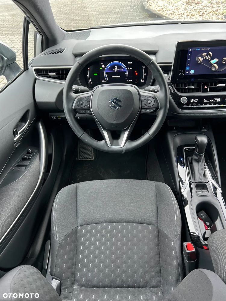 Suzuki Swace 1.8 Hybrid Premium Plus CVT - 8