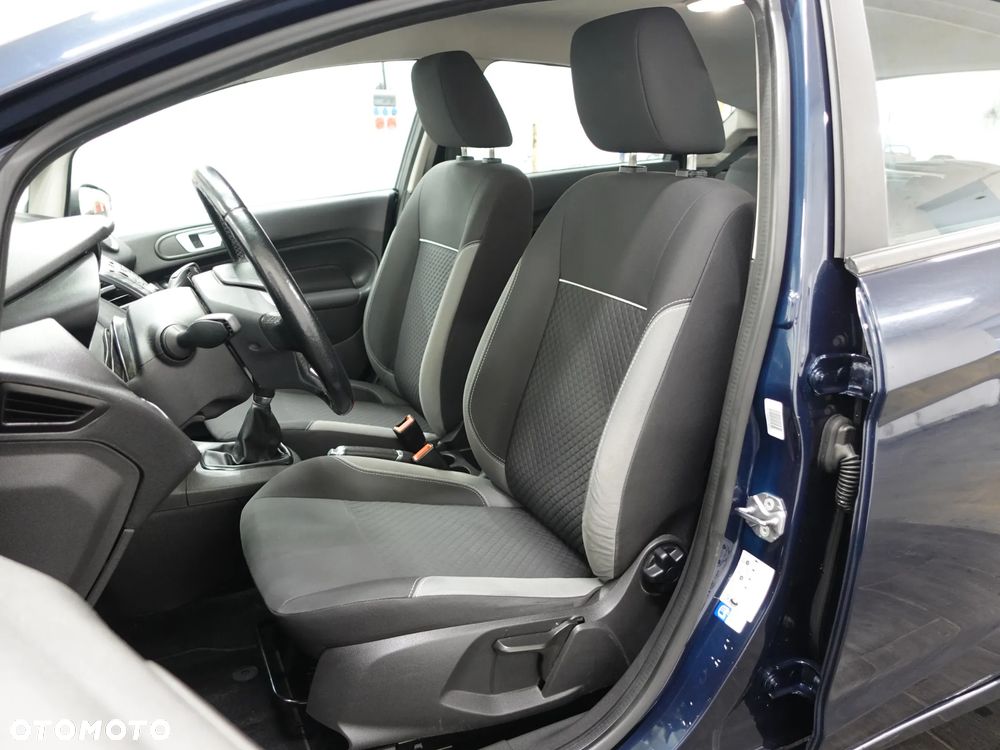 Ford Fiesta 1.0 Celebration - 24