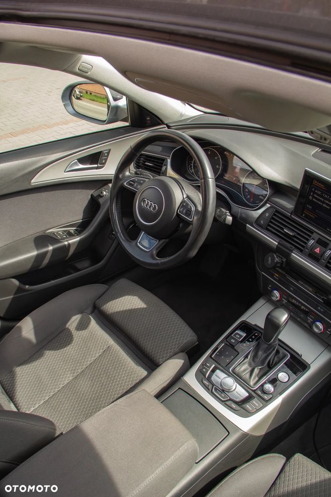 Audi A6 Avant 2.0 TDI Ultra S tronic - 14
