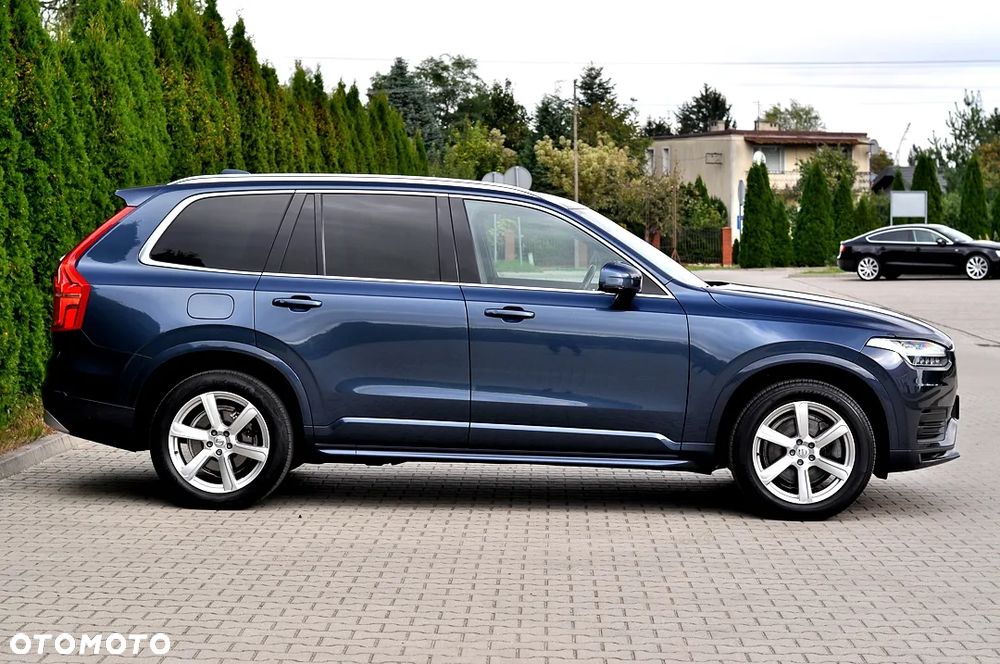 Volvo XC 90 B5 D AWD Geartronic Momentum Pro - 10