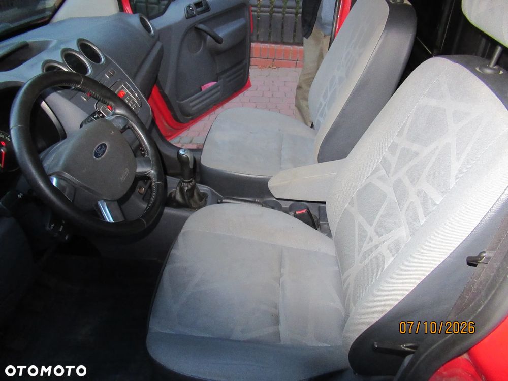 Ford Transit Connect - 16