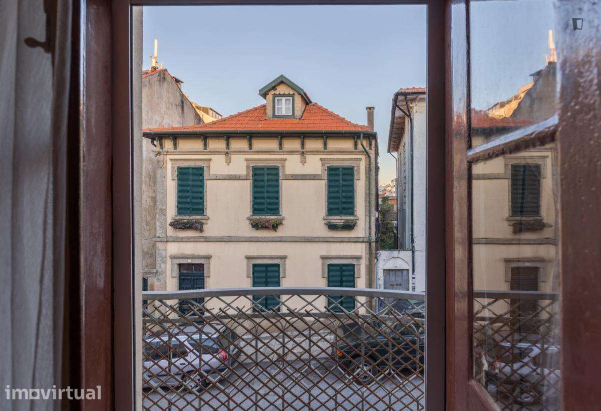 Quarto - localizado em Nevogilde Porto - Grande imagem: 5/31