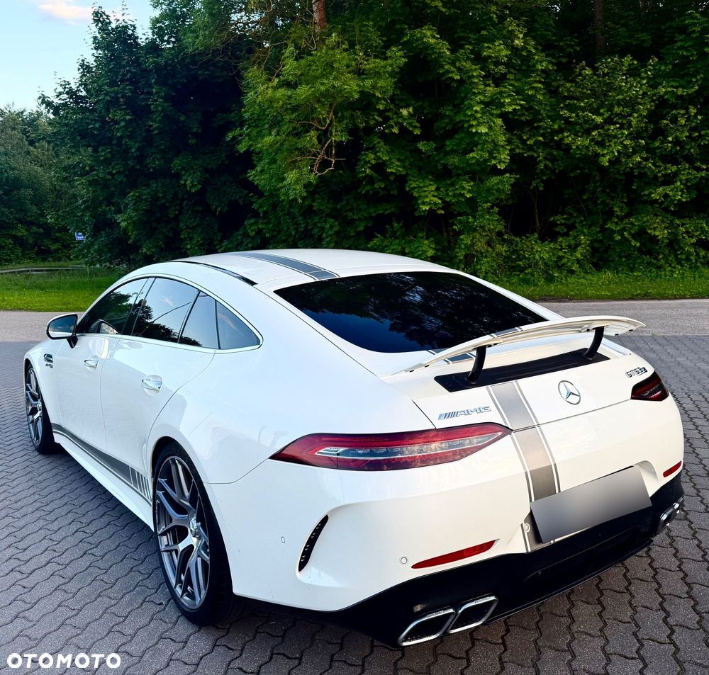 Mercedes-Benz AMG GT - 5