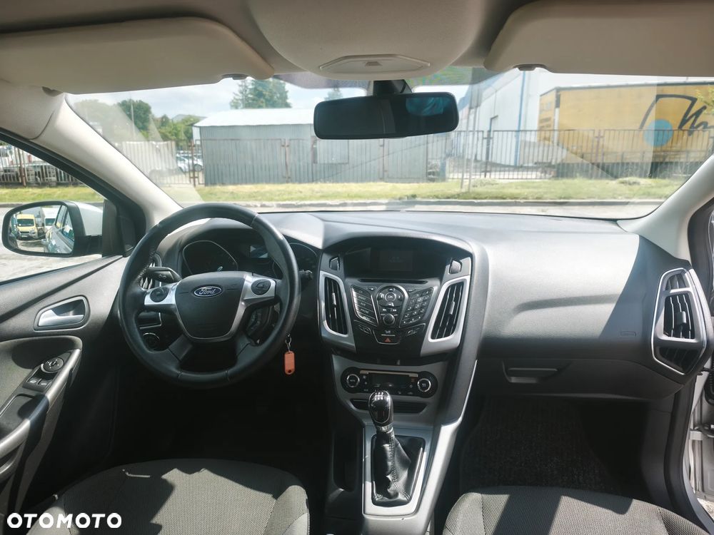 Ford Focus - 20