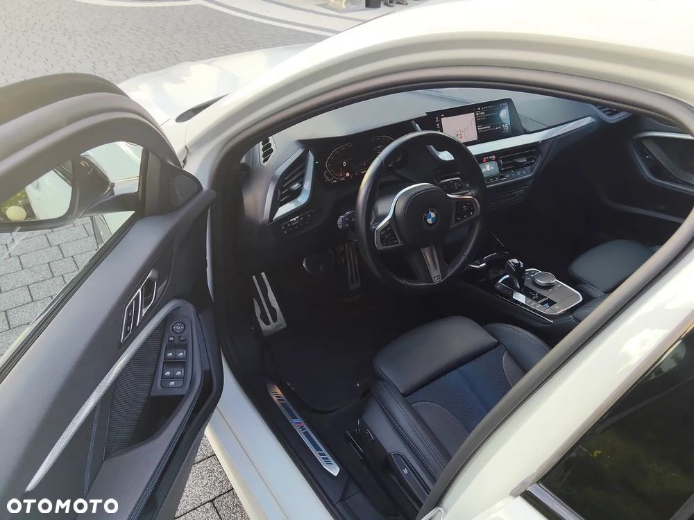 BMW Seria 1 118i M Sport - 18