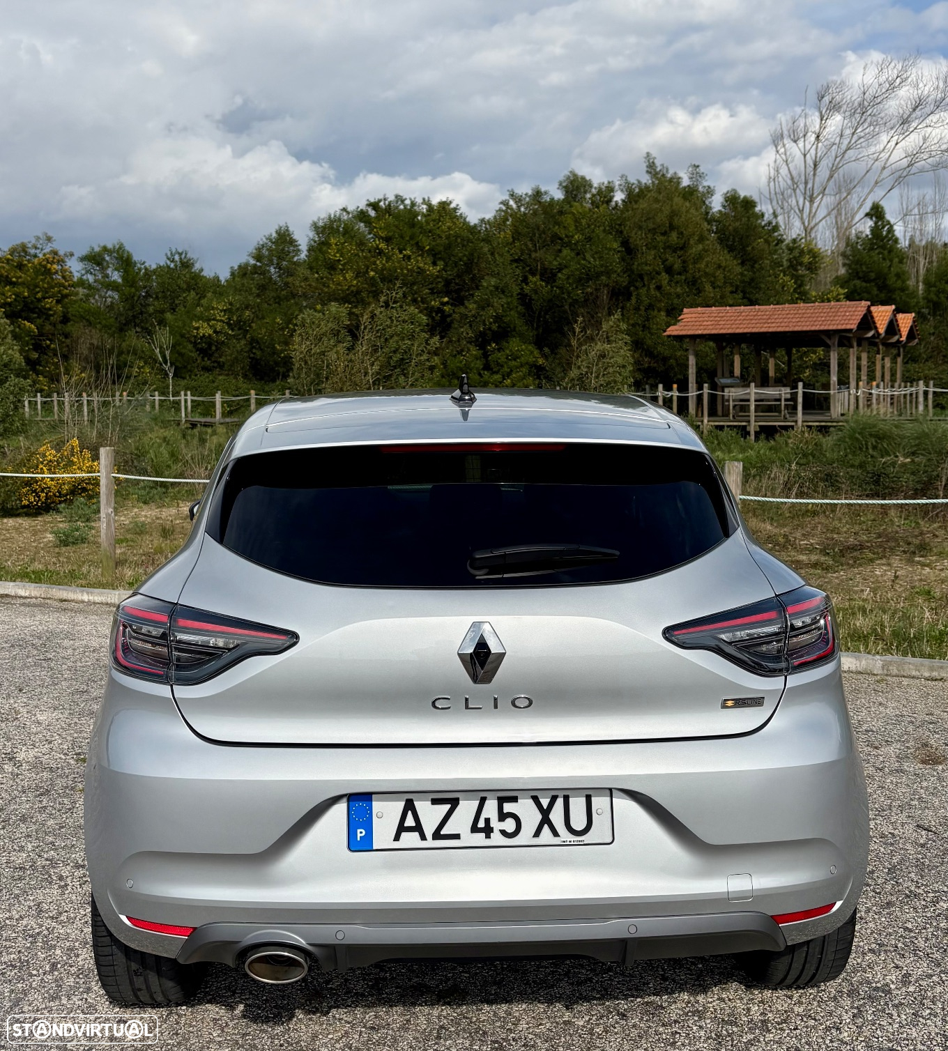 Renault Clio - 9