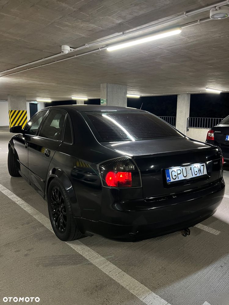 Audi A4 Avant 2.5 TDI Quattro - 10