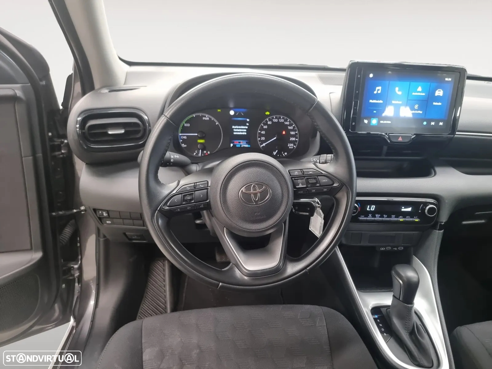 Toyota Yaris 1.5 HDF Comfort Plus - 13