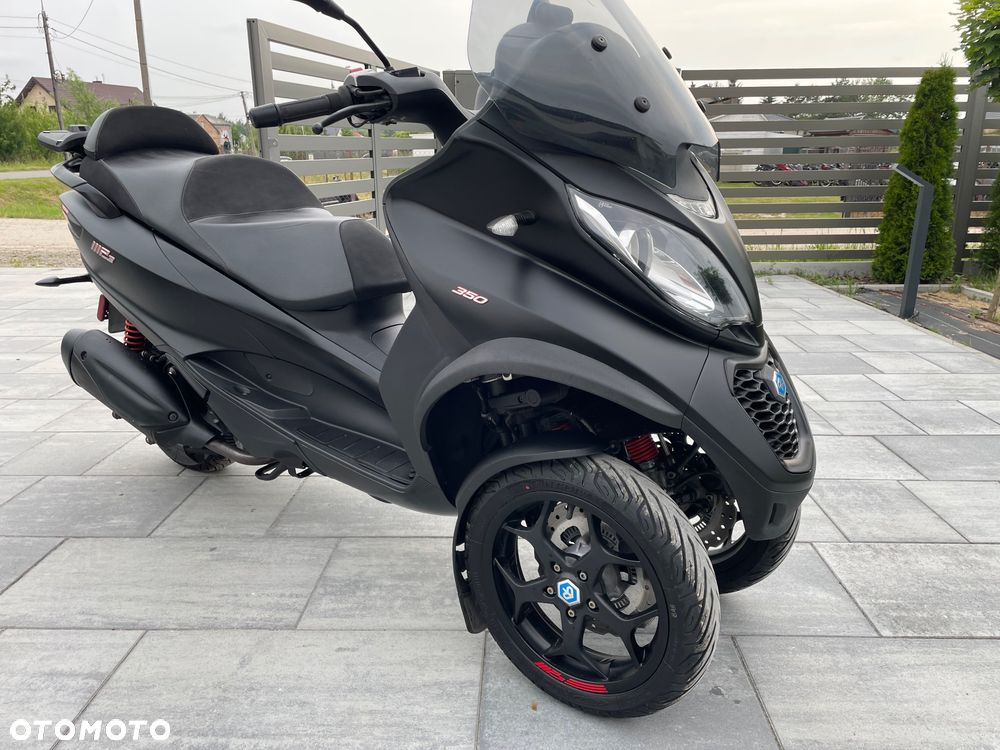 Piaggio MP-3 - 19