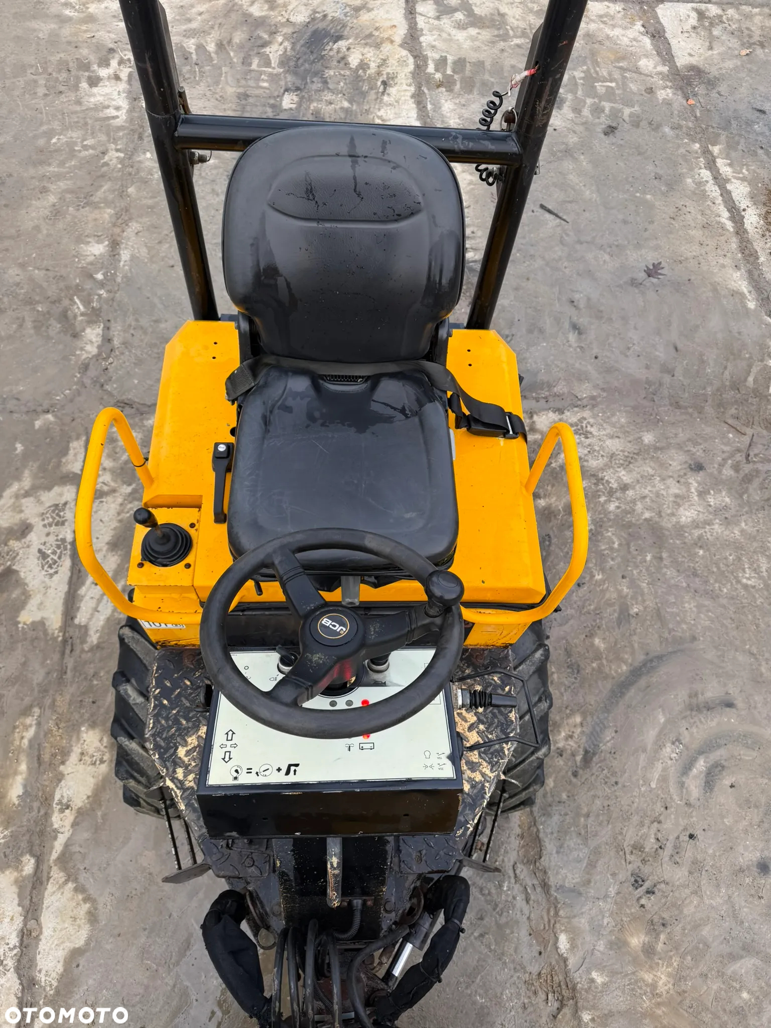 JCB 1 THT wysoki wysyp - 13