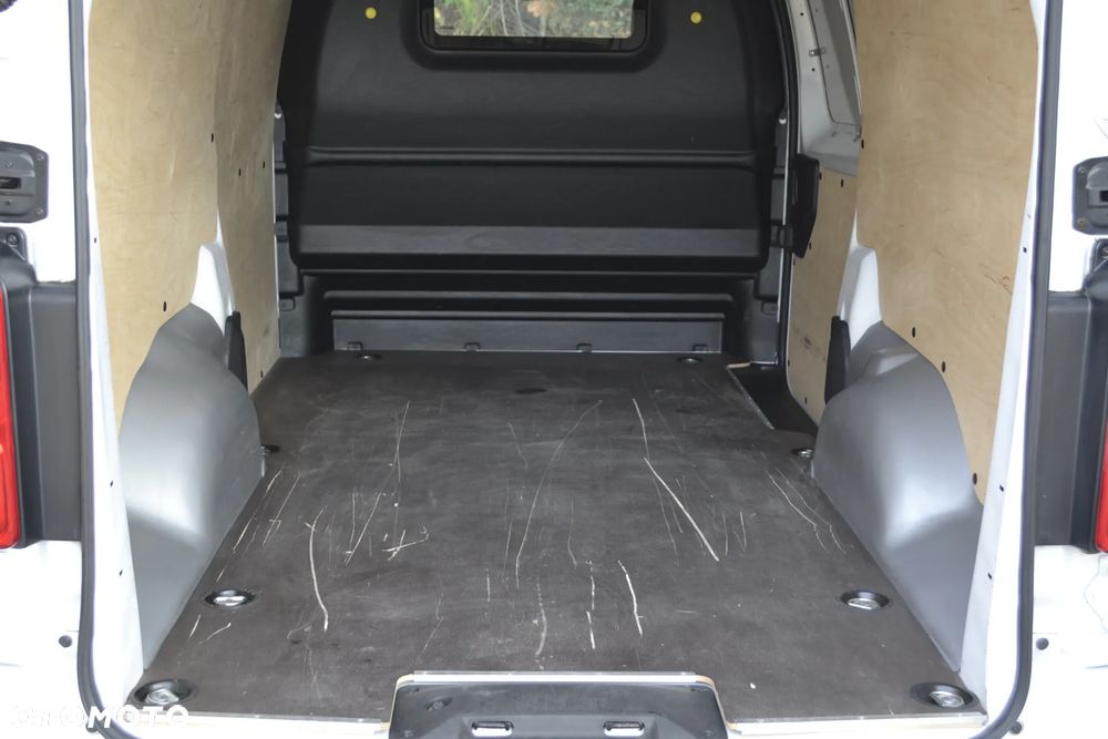 Opel Vivaro e - 21
