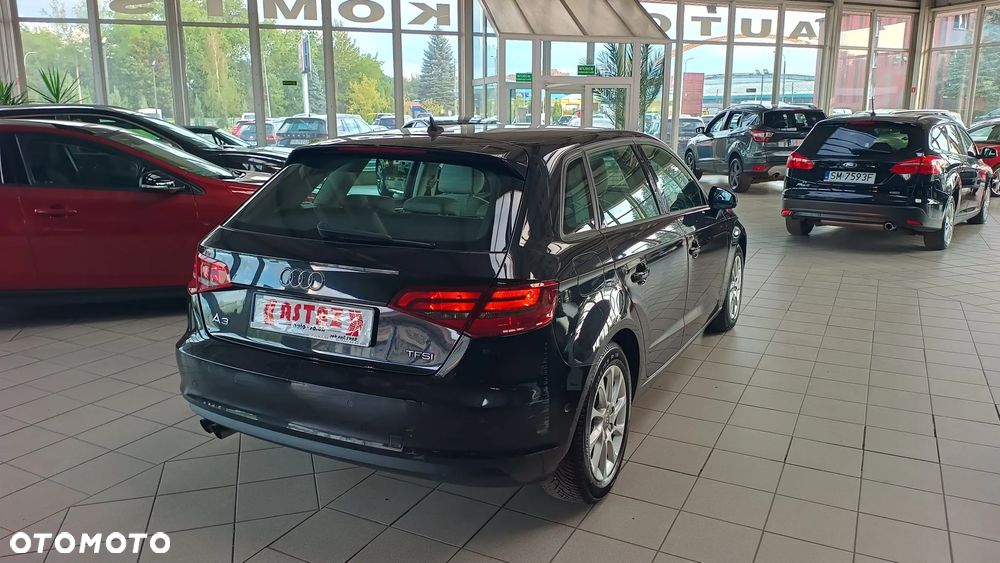 Audi A3 Sportback 1.4 TFSI Ambiente - 25