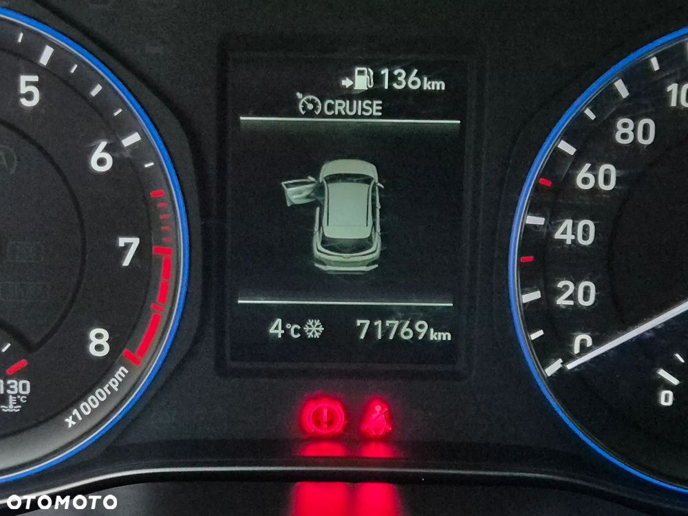 Hyundai Kona - 21