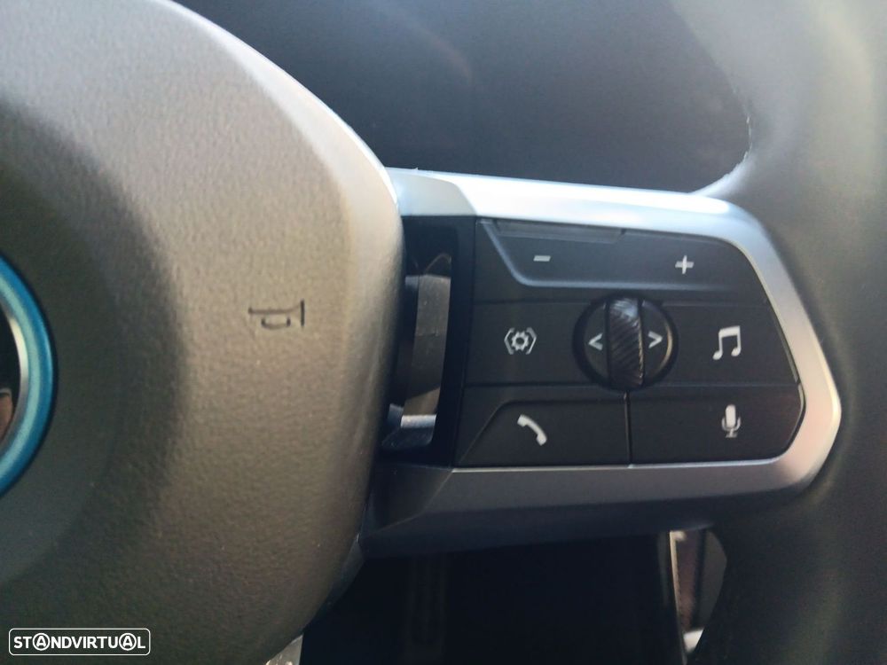 BMW iX1 xDrive30 Pack Desportivo M - 16
