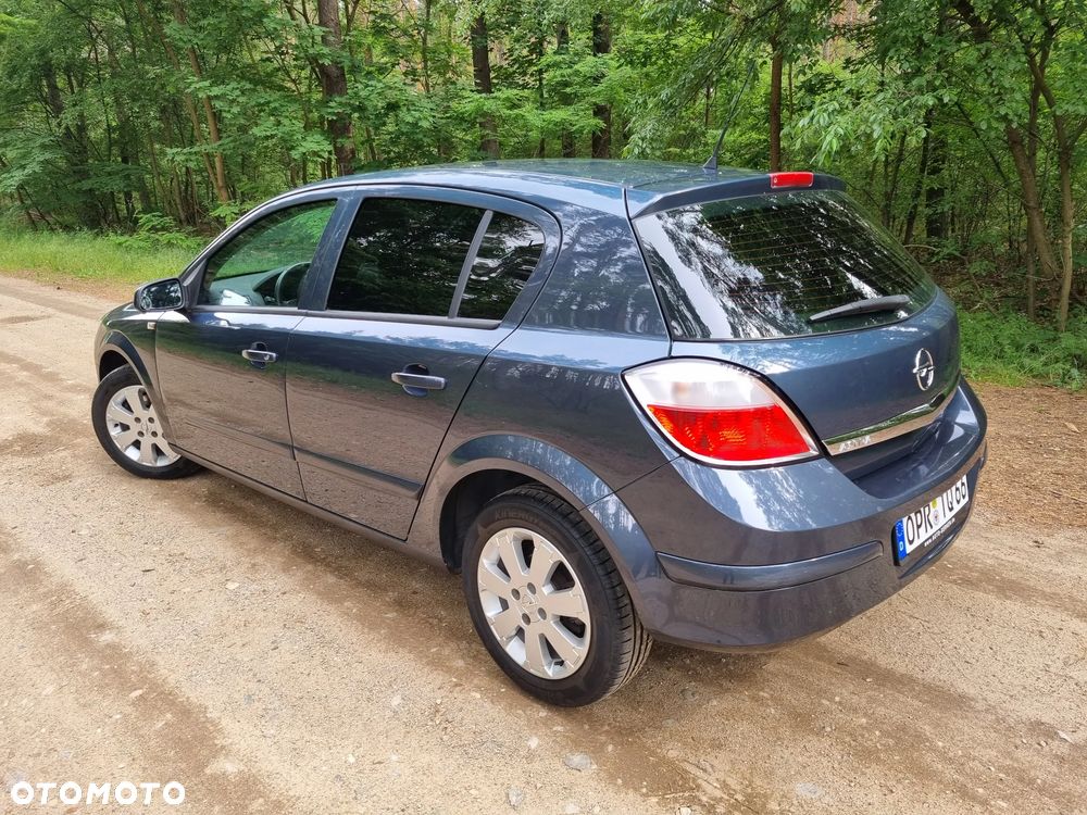 Opel Astra 1.4 NJoy - 24