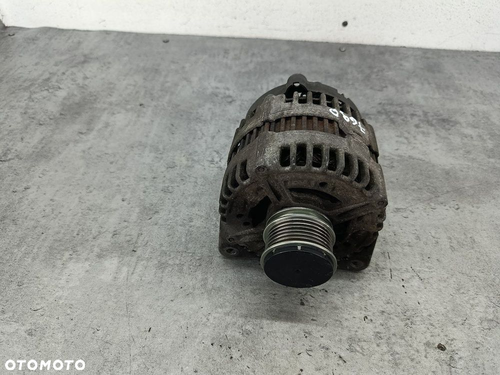 ALTERNATOR VW PASSAT B6 03G903023 0121715003  BOSCH 2.0 TDI - 3