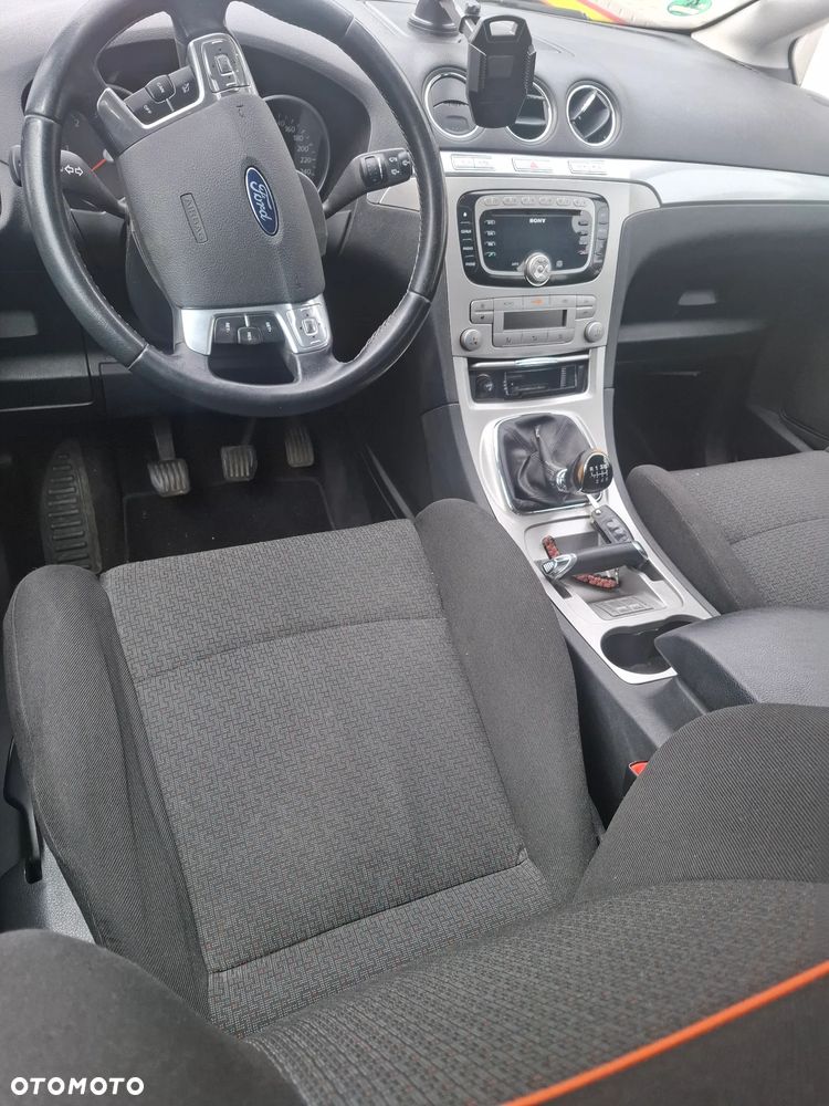 Ford S-Max 2.0 TDCi DPF Business Edition - 3