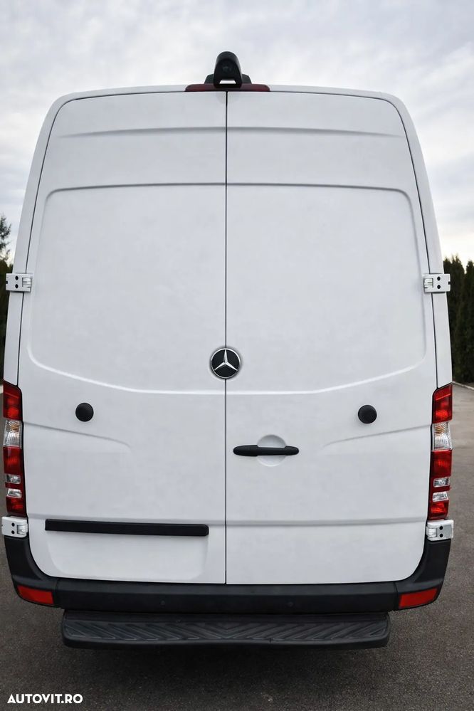 Mercedes-Benz Sprinter - 8