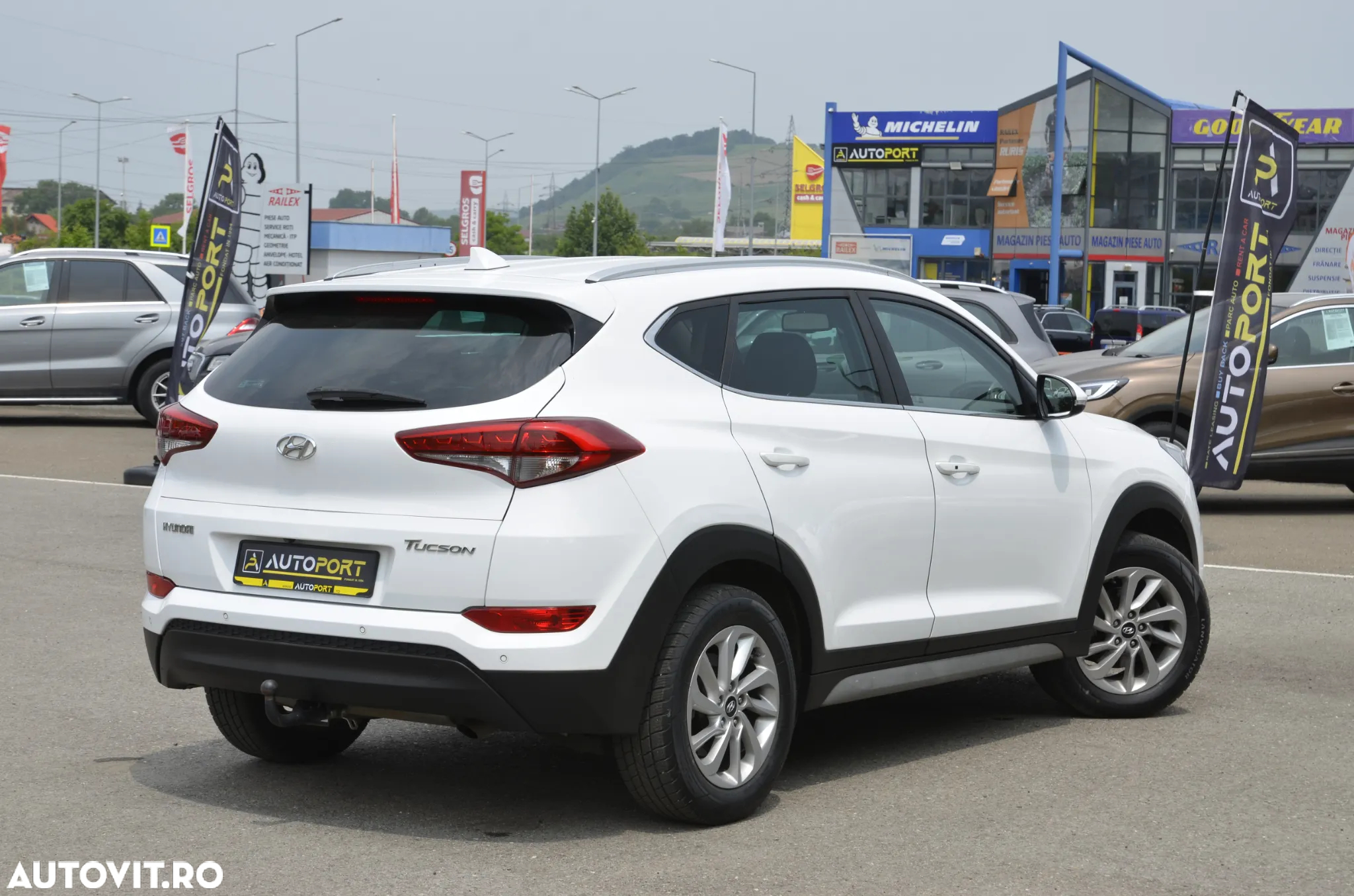 Hyundai Tucson blue 1.7 CRDi 2WD Advantage - 4
