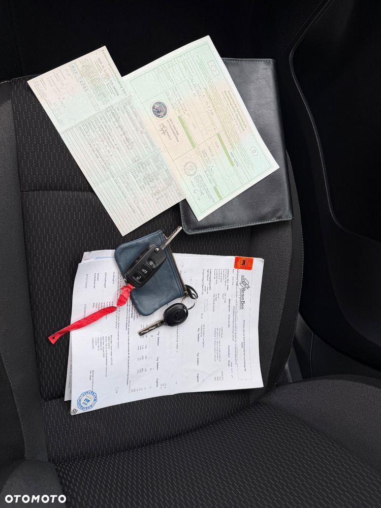 Skoda RAPID 1.2 TSI Style Plus - 31