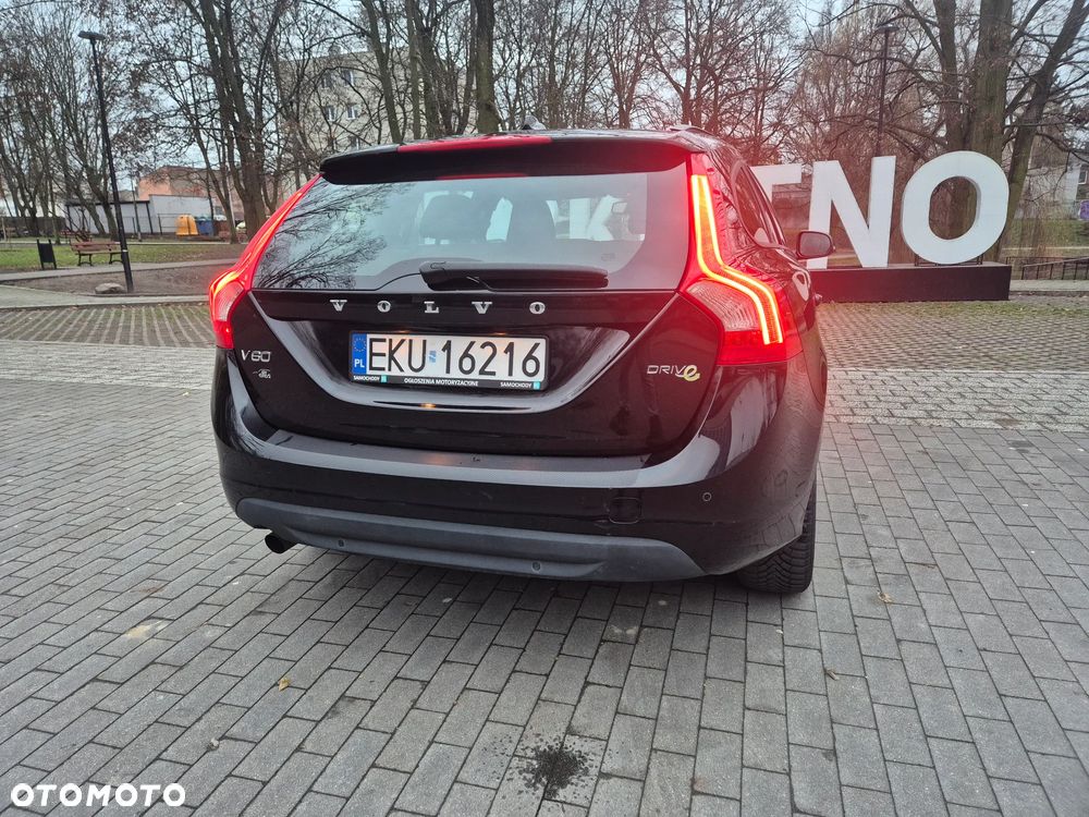Volvo V60 DRIVe - 27