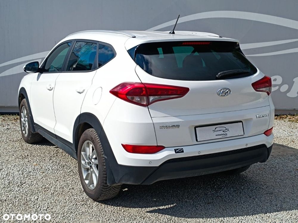 Hyundai Tucson - 16