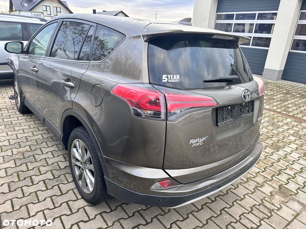 Toyota RAV4 - 3