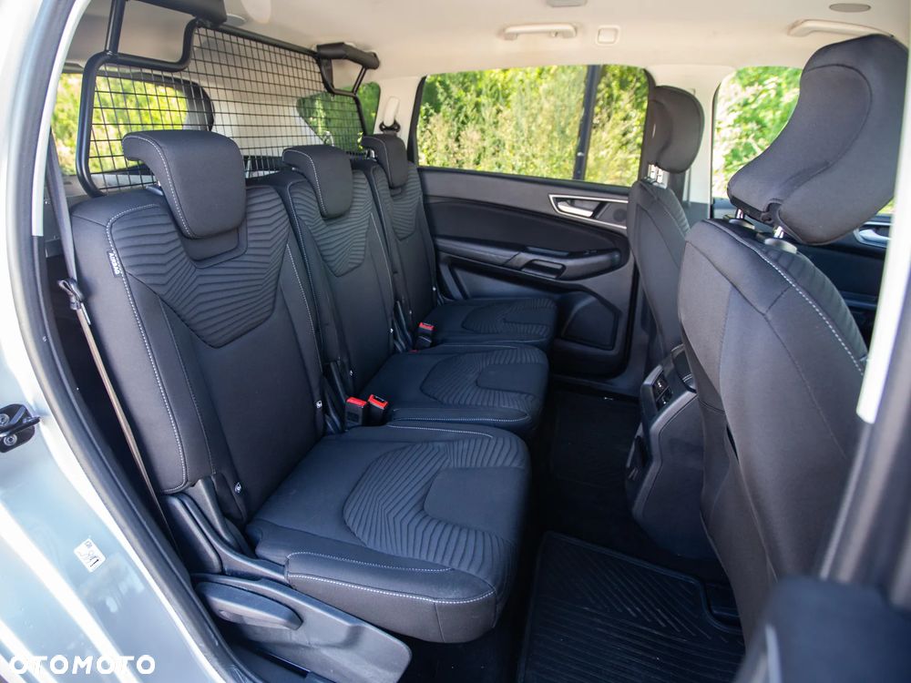 Ford S-Max - 24