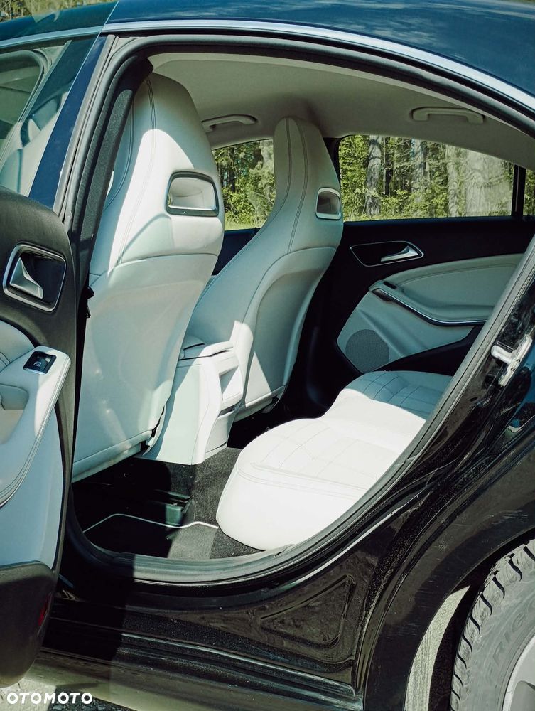 Mercedes-Benz CLA - 9