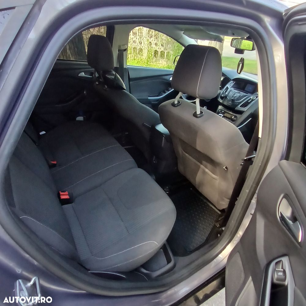 Ford Focus 1.6 TDCI DPF Titanium - 15
