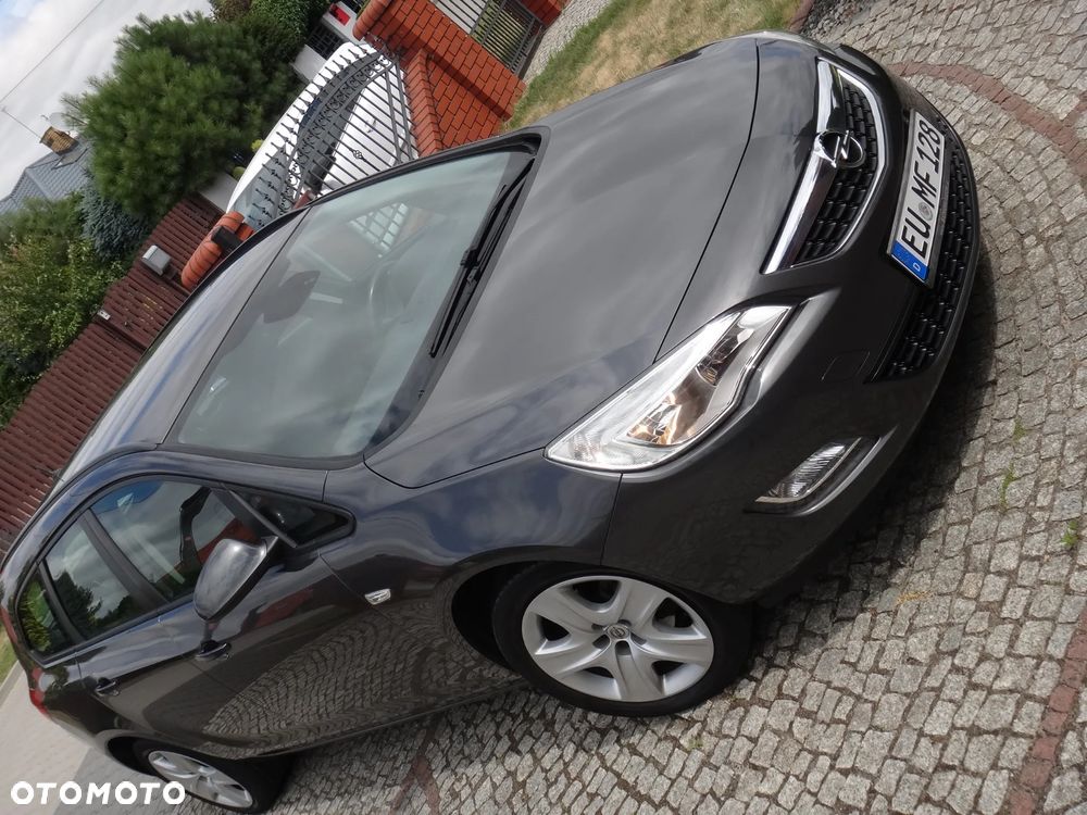 Opel Astra 1.6 Innovation - 13