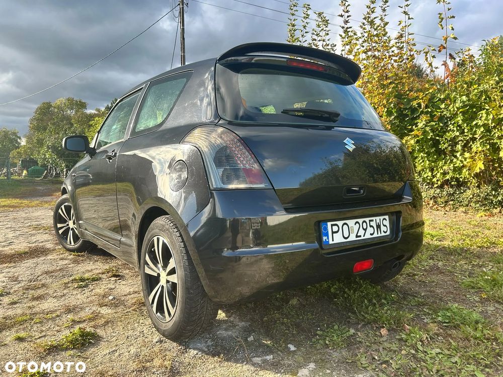 Suzuki Swift - 8