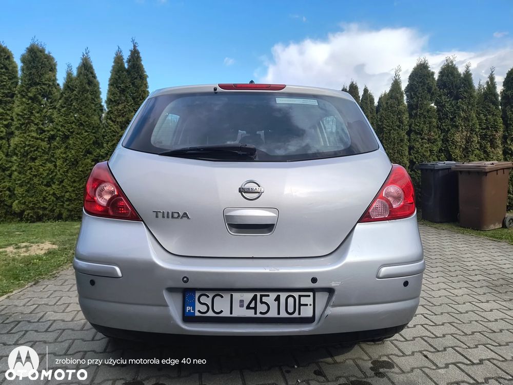 Nissan Tiida - 4