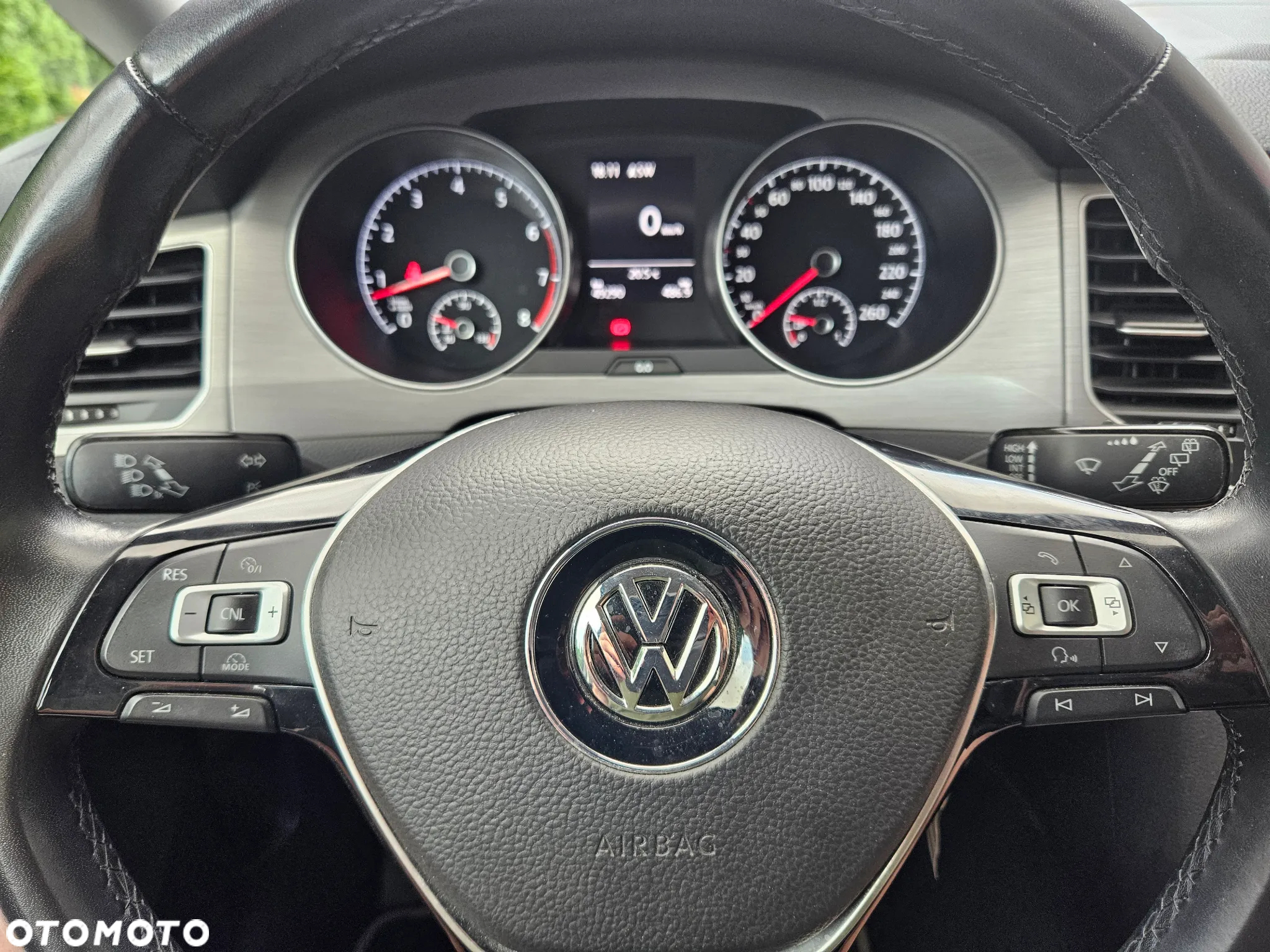 Volkswagen Golf Sportsvan 1.2 TSI (BlueMotion Technology) Comfortline - 16