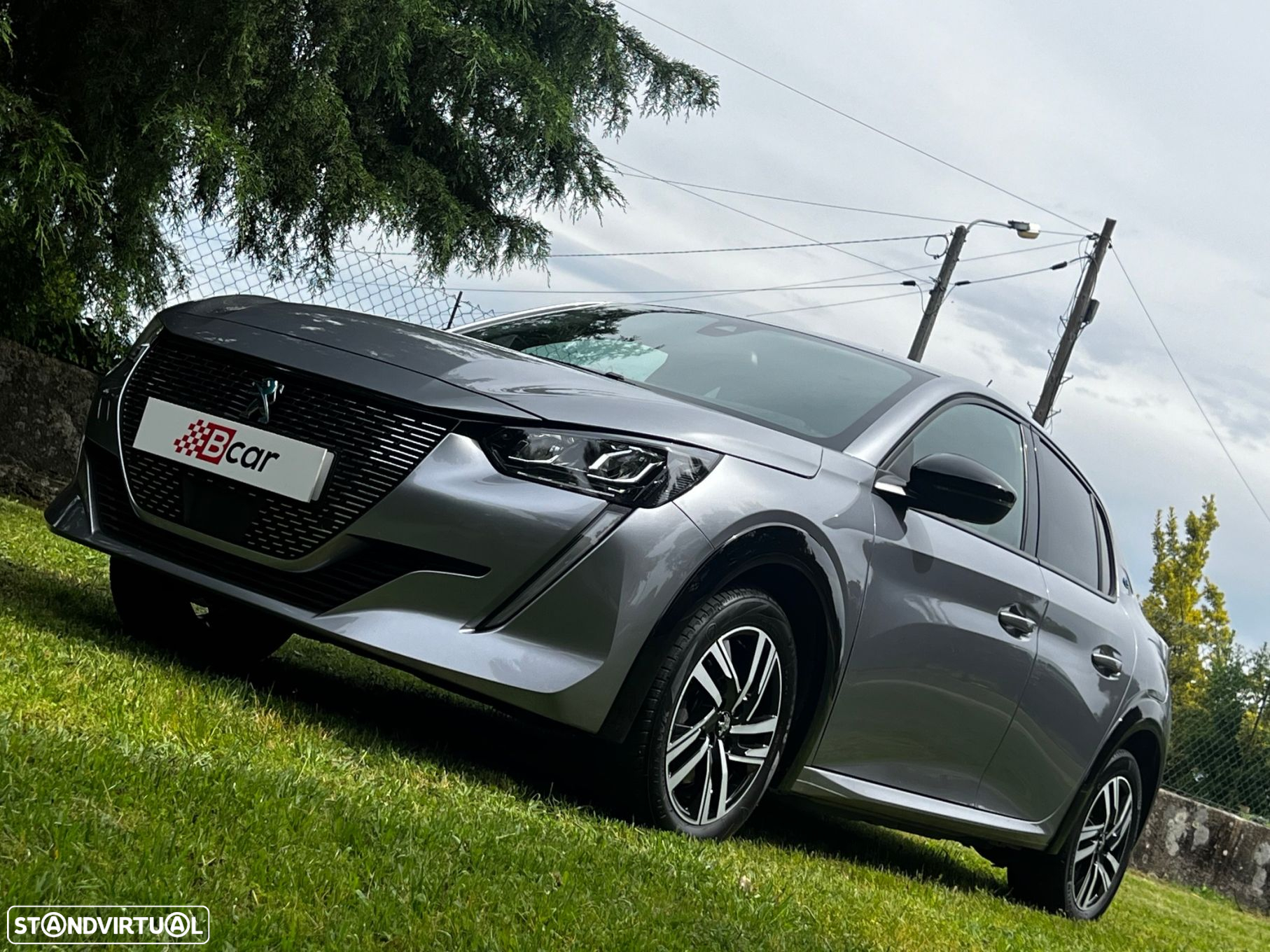 Peugeot e-208 Allure Pack - 29