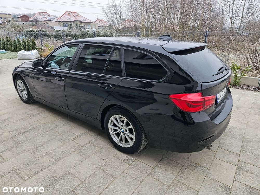 BMW Seria 3 318d - 4
