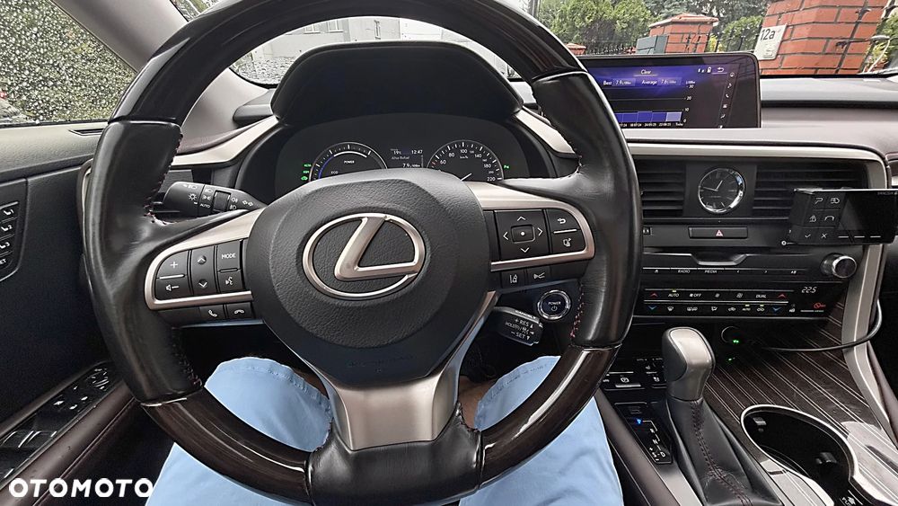 Lexus RX 450h Omotenashi - 15