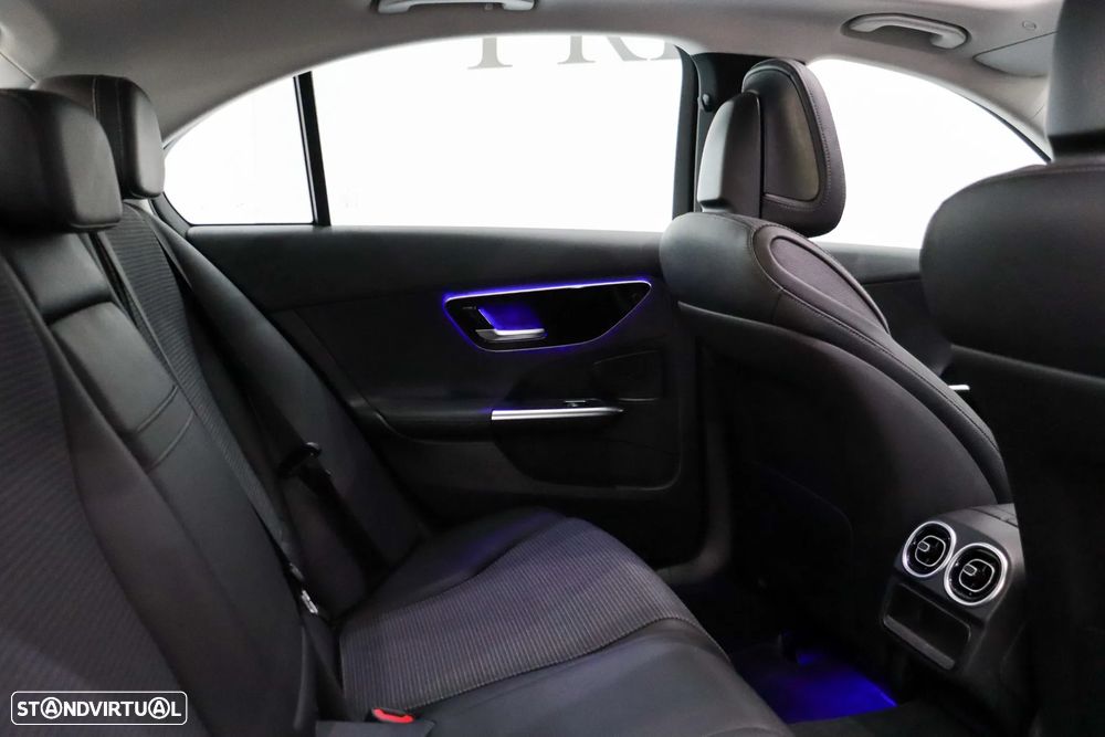 Mercedes-Benz C 220 d Avantgarde - 30