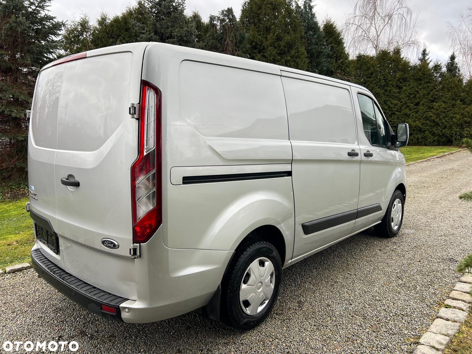 Ford Transit Custom Maxi - 4