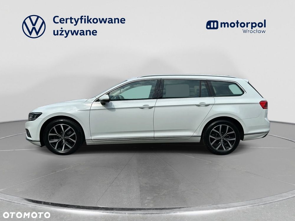 Volkswagen Passat Variant 2.0 TDI EVO Elegance DSG - 4