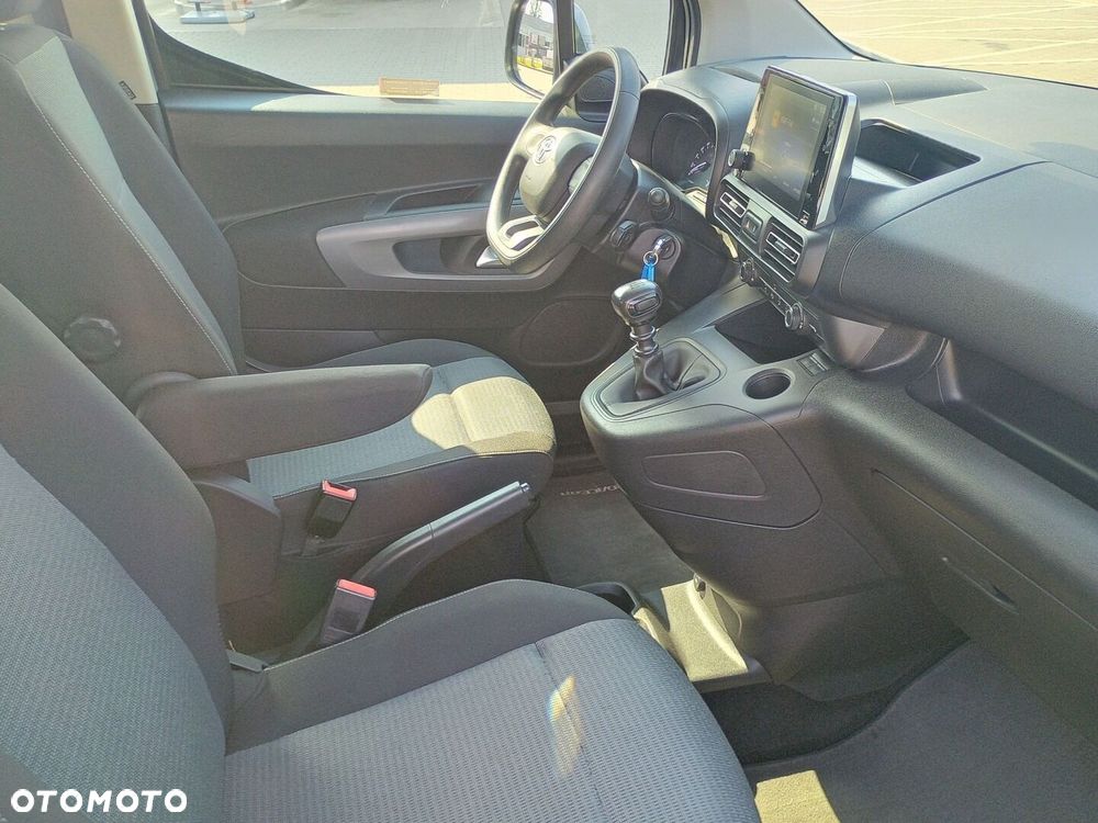 Toyota Proace City Verso Long 1.5 D-4D Business - 11