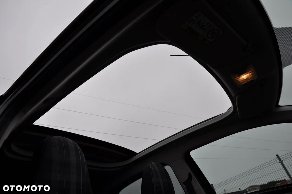 Peugeot 108 VTI 72 Top Allure - 11